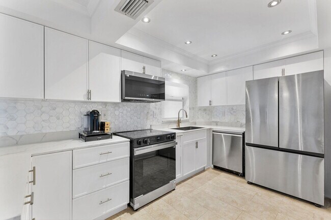 Foto del edificio - 3200 NE 10th St