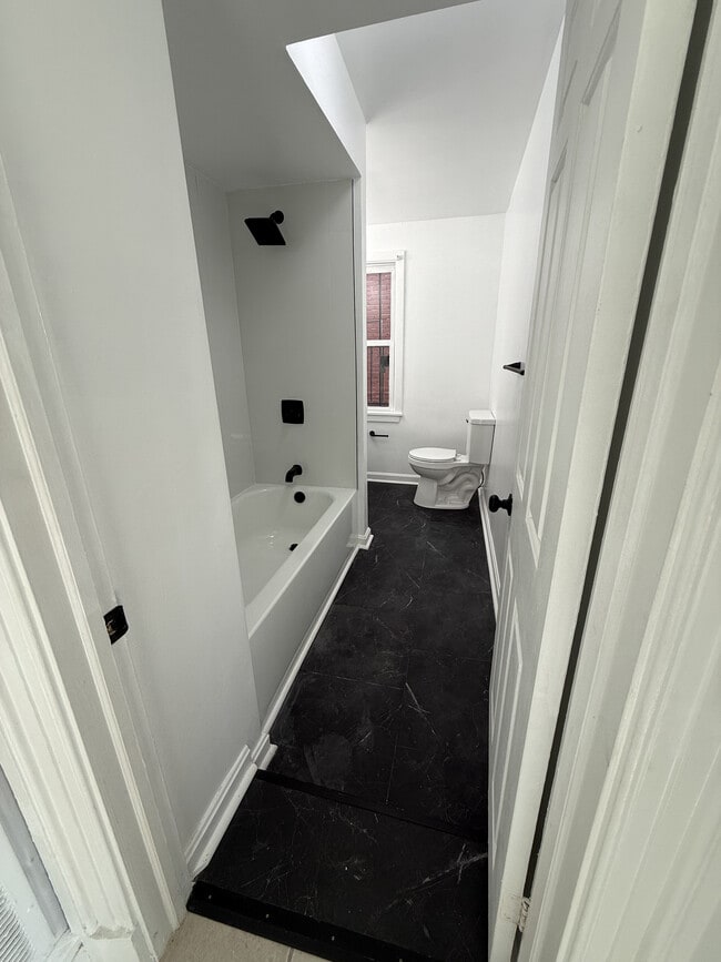 Newly renovated bathroom - 31 S Arlington Ave