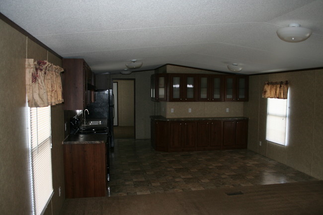 Cocina/comedor - Tri City Mobile Home Park