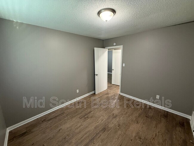 Foto del edificio - 4228 Brookway St