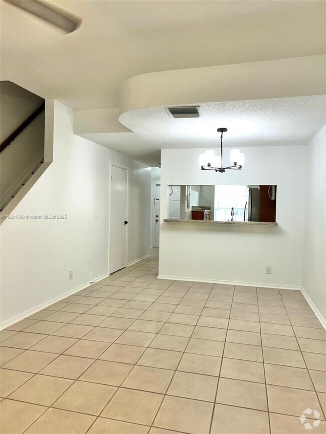 Building Photo - 150 SW 96th Terrace