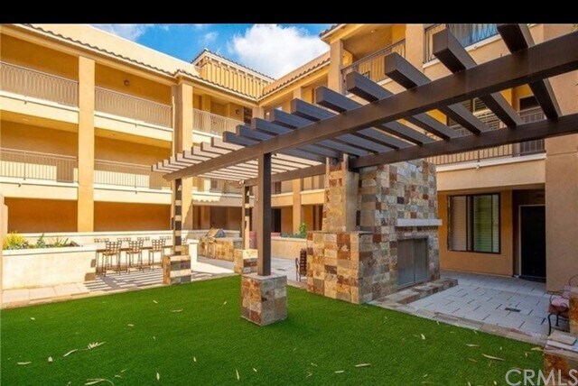 Foto del edificio - 428 W Main St