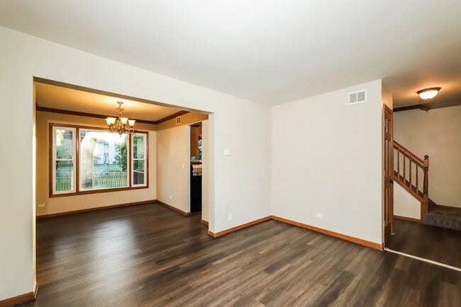 Building Photo - 2532 Leach Dr
