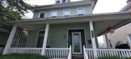 Building Photo - 310 E Jackson St