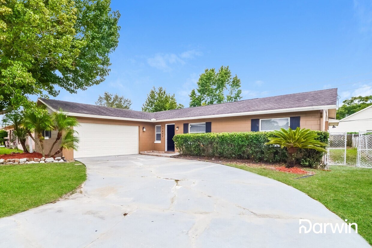 Primary Photo - 10422 Jane Eyre Dr