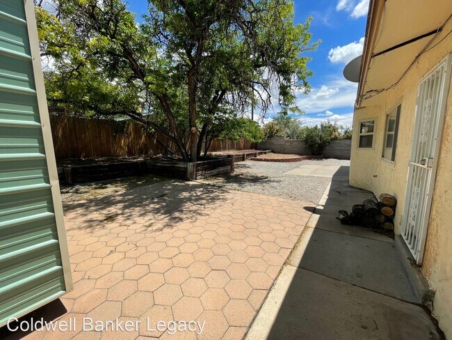 Foto del edificio - 3 br, 2 bath House - 2600 Hiawatha Dr NE