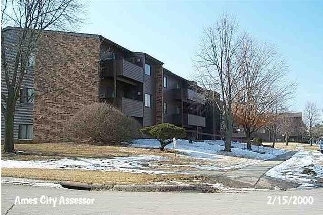 Primary Photo - 606 Luther Dr