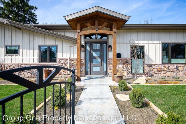 Foto del edificio - 3 br, 2 bath House - 2400 W Bella St