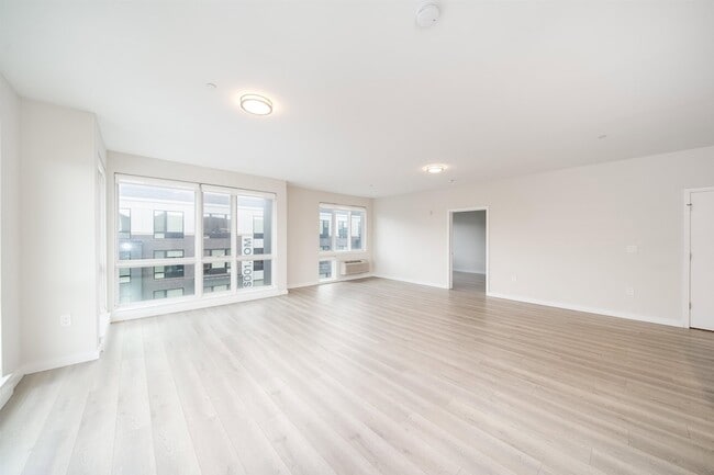 Photo - 16 Bennett St House