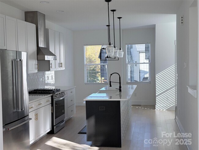 Foto del edificio - 2009 Hamorton Pl