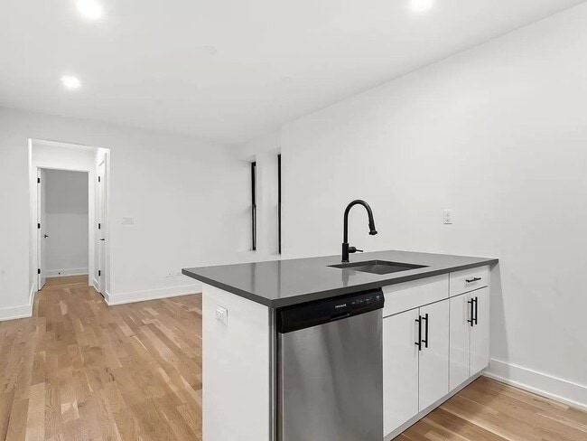 Building Photo - 3286 33rd Street