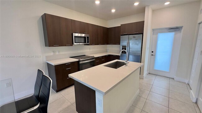 Photo - 8301 NW 41st St Apartment