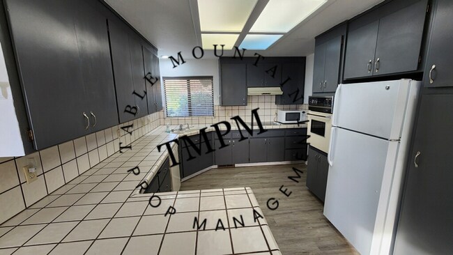 Building Photo - 4974 Beckwourth Ct