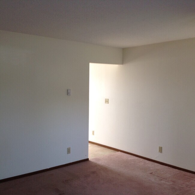 hall way to B/R's - 289 Cobblestone Dr