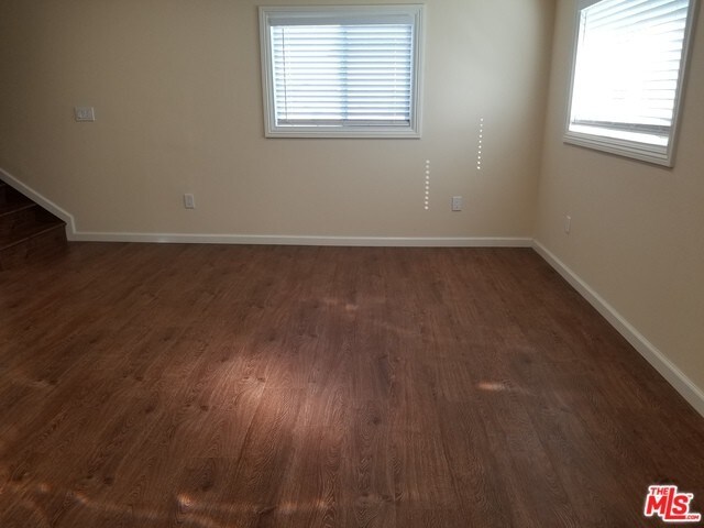 Building Photo - 1216 S Ardmore Ave