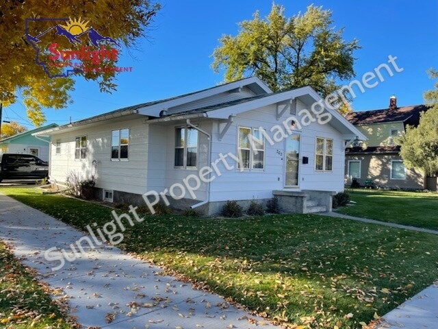 Building Photo - "Charming 2-Bed, 2-Bath Retreat in Laurel, MT – Your Perfect 1148 Sq Ft Haven on 5th Ave Awaits!"