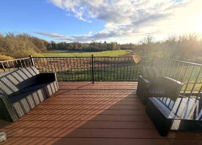Foto del edificio - Gorgeous 2022 Build | 4 Bed + 2.5 Bath | Cornelius Single Family Home Located In Laurel Woods Nei...