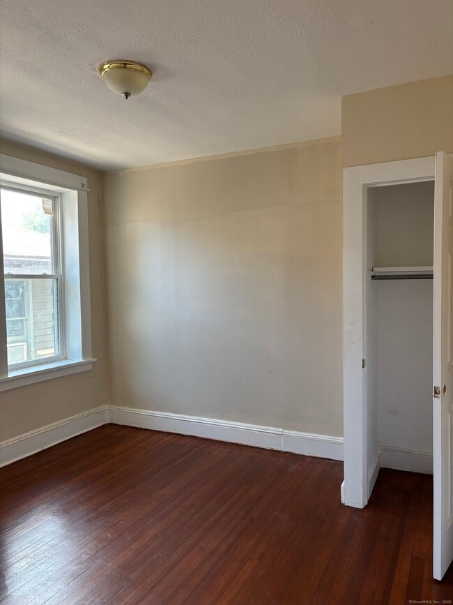 Building Photo - 141 Pixlee Pl