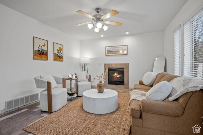 Foto del edificio - Amazing Cottonwood Heights 4bd/3ba home! G...
