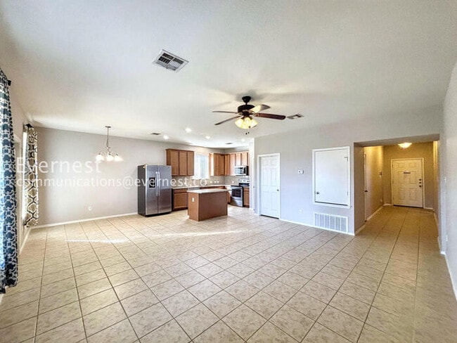 Building Photo - 108 Sierra Mar Lp