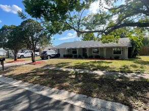 Building Photo - 1312 Willow Valley Dr