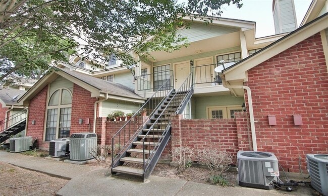 Building Photo - 4900 Floyd St