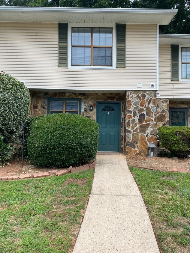 Photo - 2502 Hidden Cove Court