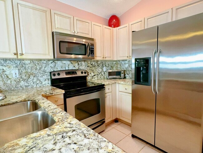Building Photo - 7361 Nautica Way