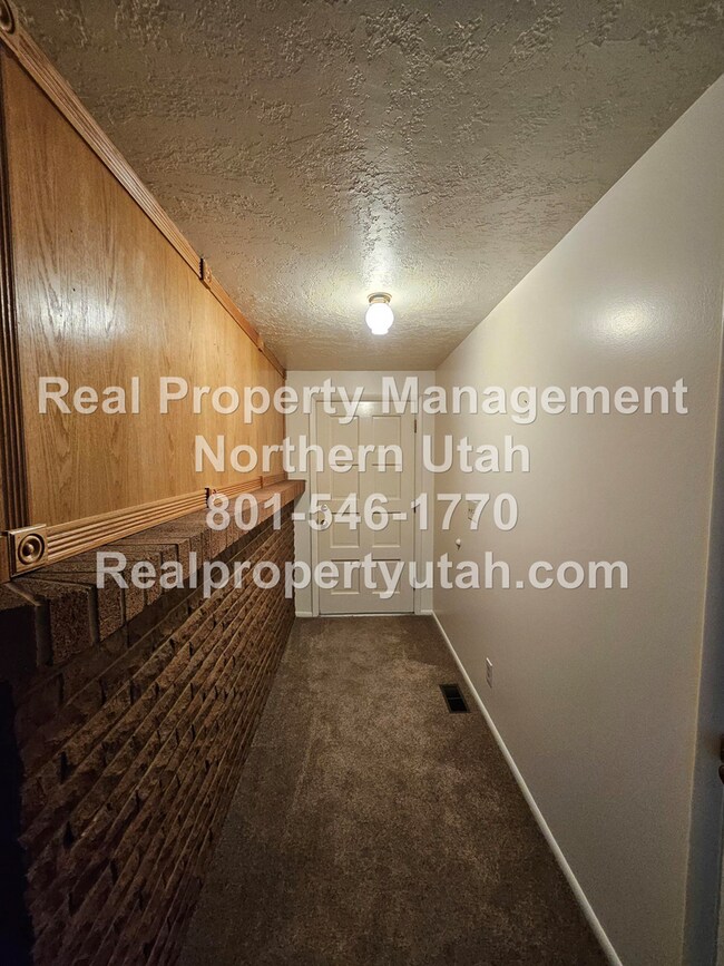 Building Photo - Beautiful 4 Bedroom 2 Bath Home in Fruit H...