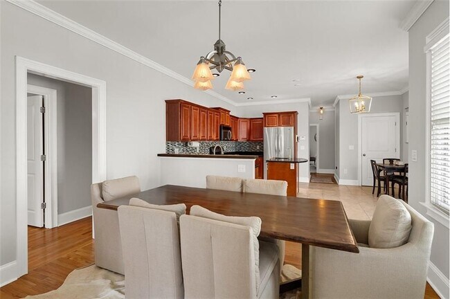 Foto del edificio - 372 Clifford Ave NE