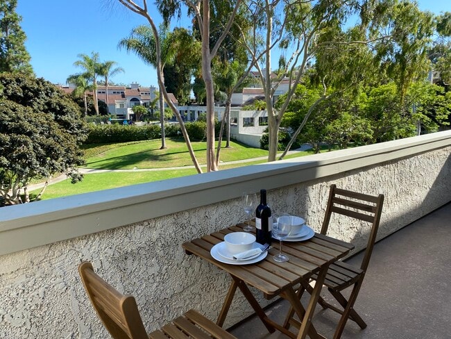 Comedor al aire libre con magníficas vistas. - 5146 Dorado Dr