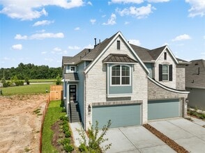 Building Photo - 611 Silver Pear Ct