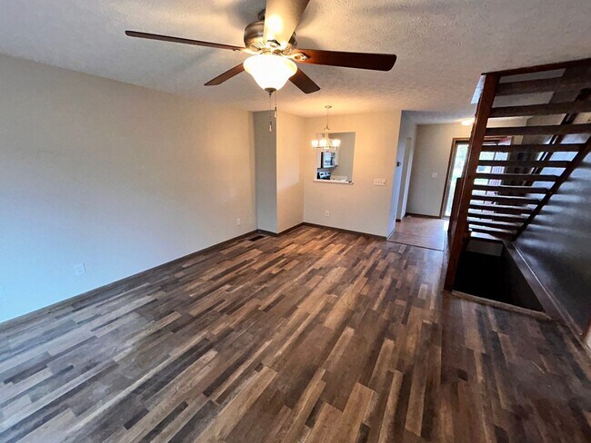Foto del edificio - 2-Bedroom Unit in Blacklick