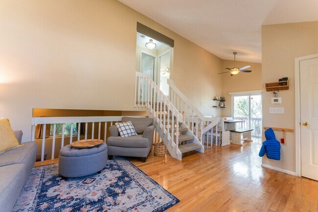 Foto del edificio - 7641 S Steele St