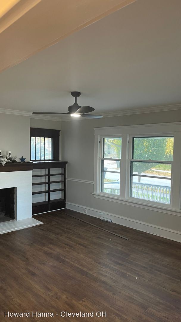 Building Photo - 5 br, 2 bath House - 1447 Elbur Ave.