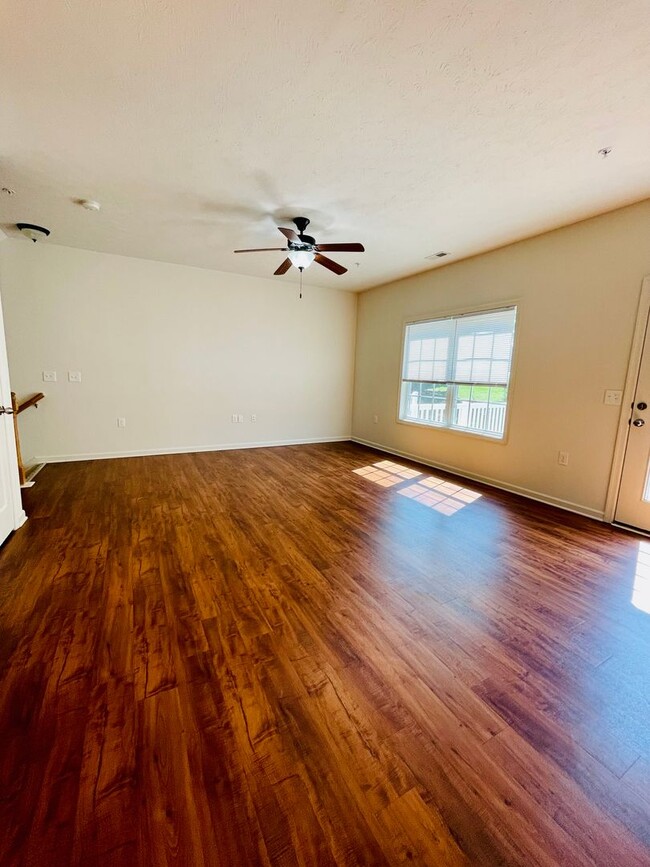 Foto del edificio - Two Master Suite Apartment Townhouse