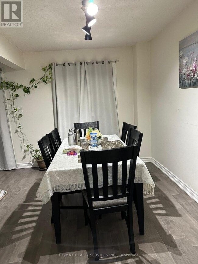 Photo du bâtiment - 4 Trewartha Crescent