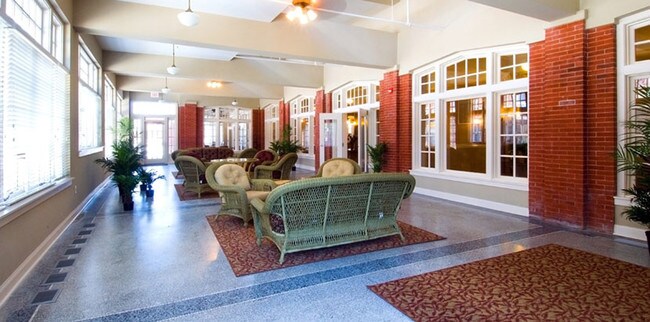 Foto del edificio - Oaks Apartments
