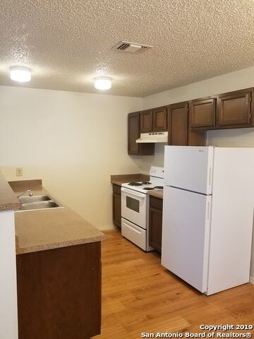 Building Photo - 8414 Cranberry Hill