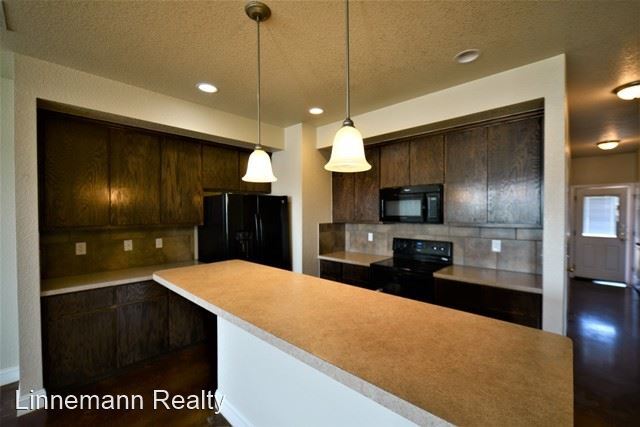 Foto del edificio - 3 br, 2.5 bath House - 2328 Verna Lee Blvd