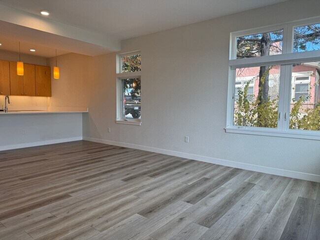 Foto del edificio - Fresh-Modern-Convenient 2/3/2 Twnhome