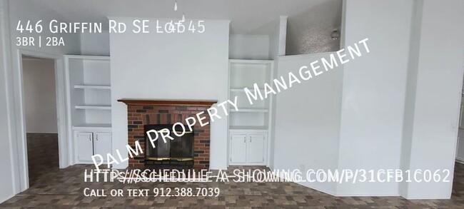 Foto del edificio - Updated 3 Bedroom, 2 Bathroom LARGE Double...