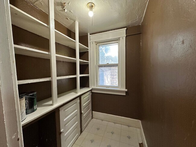 Foto del edificio - Large 2 bedroom house $750