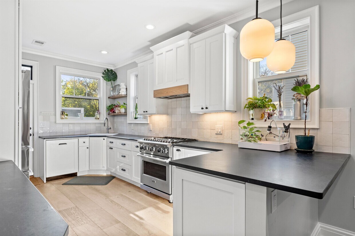 119 Highland Ave, Jersey City, NJ 07306 Condo for Rent in Jersey City