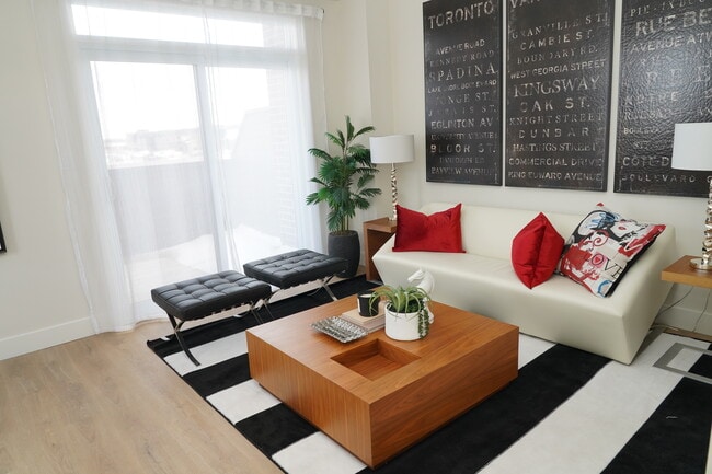 Building Photo - Element Townhomes