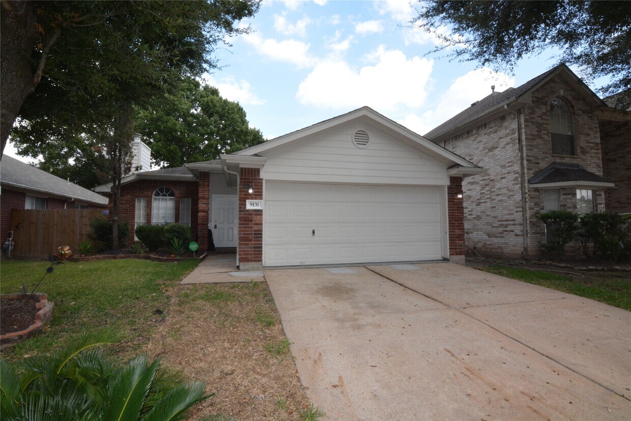 Foto principal - 9131 Knightsland Trail