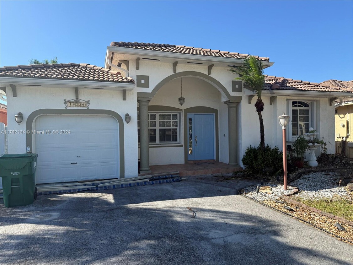 Foto principal - 18226 SW 145th Ave