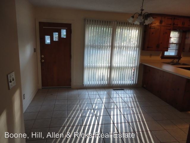Building Photo - 3 br, 1.5 bath House - 218 Clifton Road