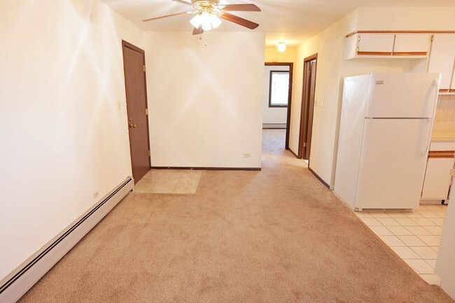 Building Photo - 15741 Thomas Ln