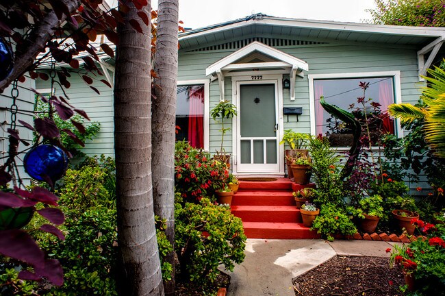 Ivanhoe Cottages Apartments La Jolla Ca Ivanhoe Cottages